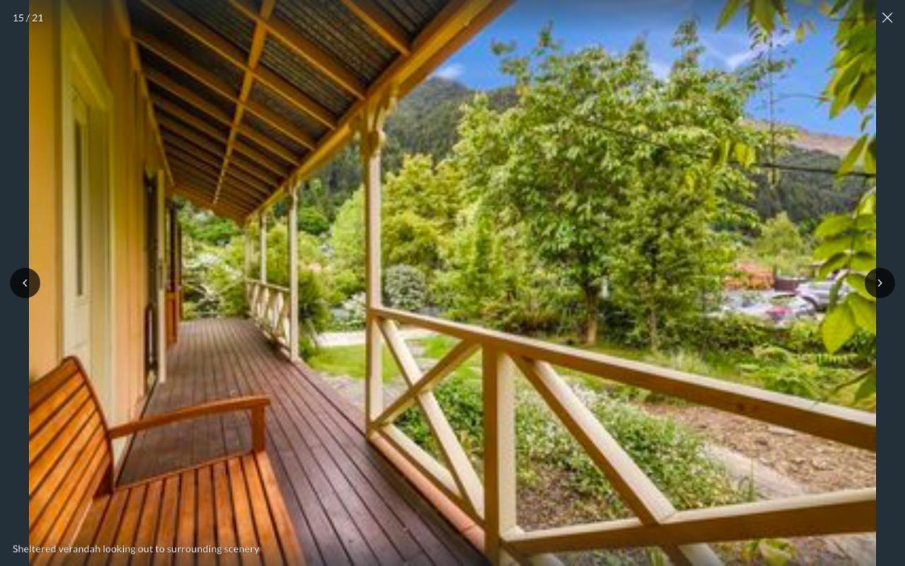 Central Peach - Queenstown Holiday Home Exterior photo